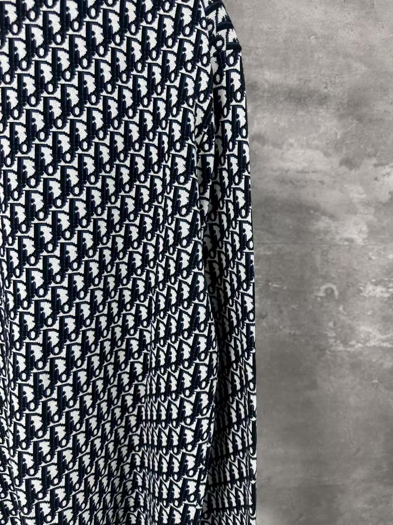 Vintage printed knitted shirt