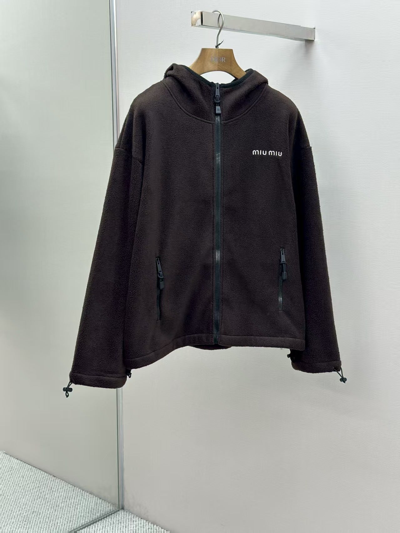 New hooded jacket