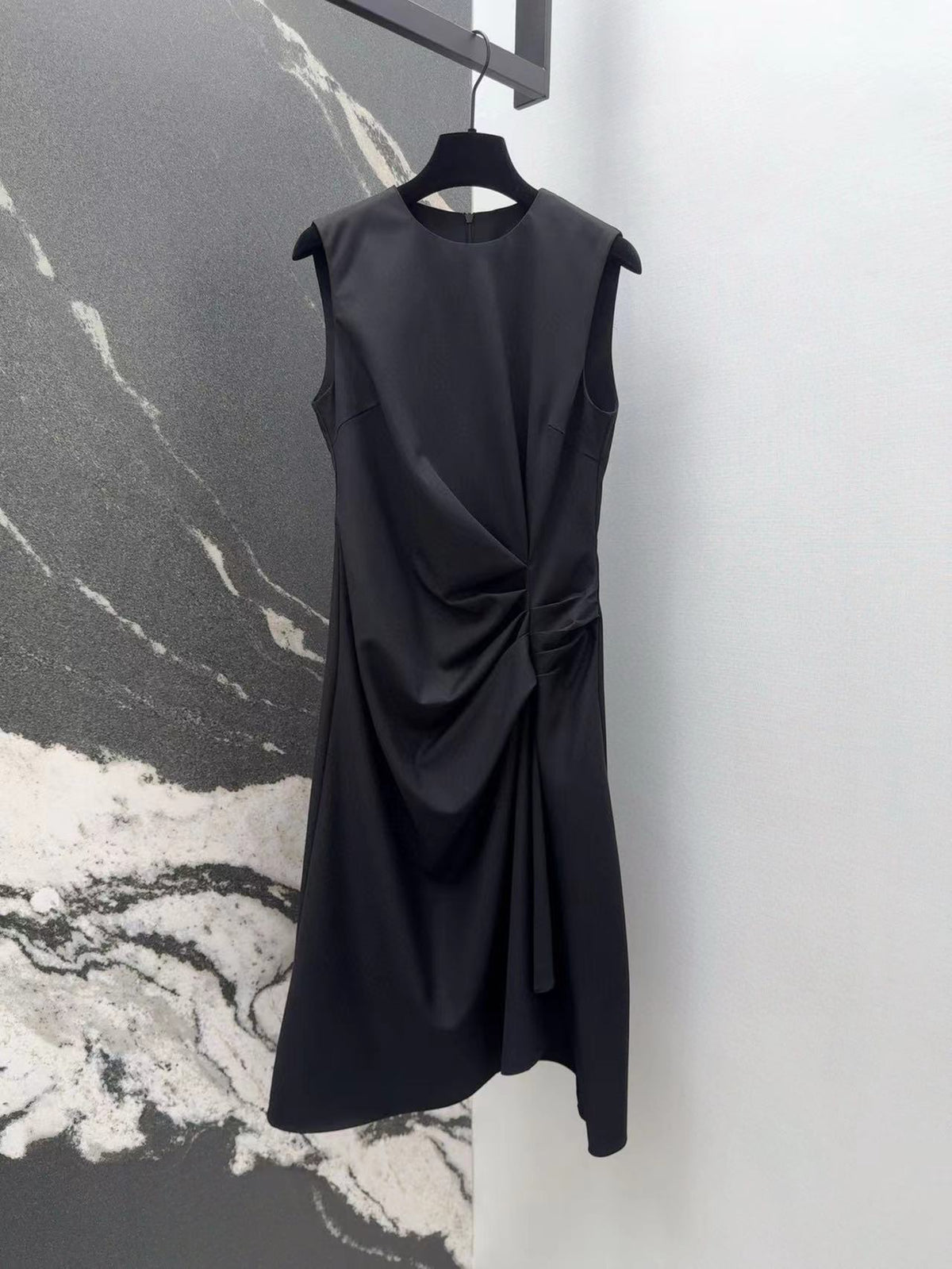 Wrinkled sleeveless vest dress