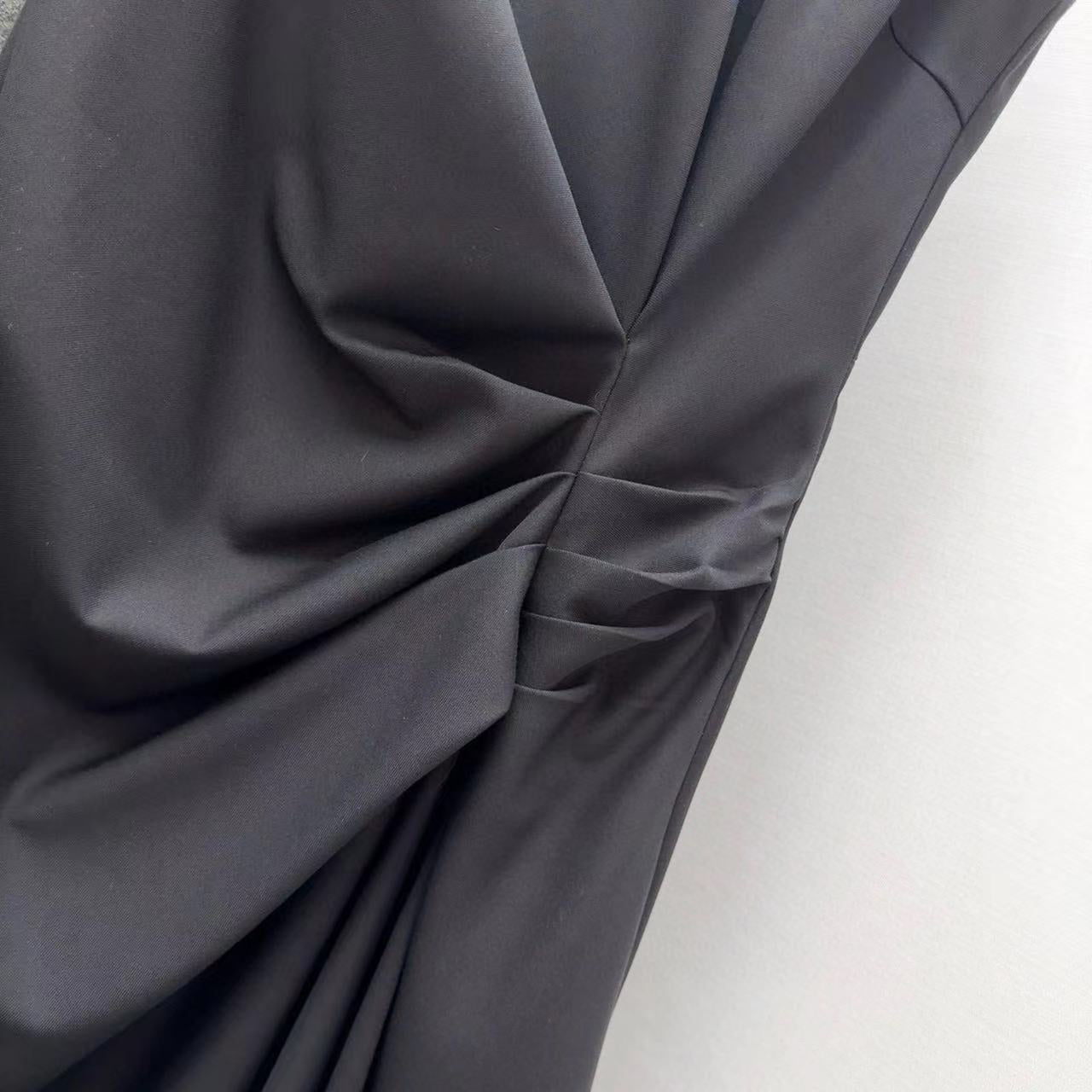 Wrinkled sleeveless vest dress