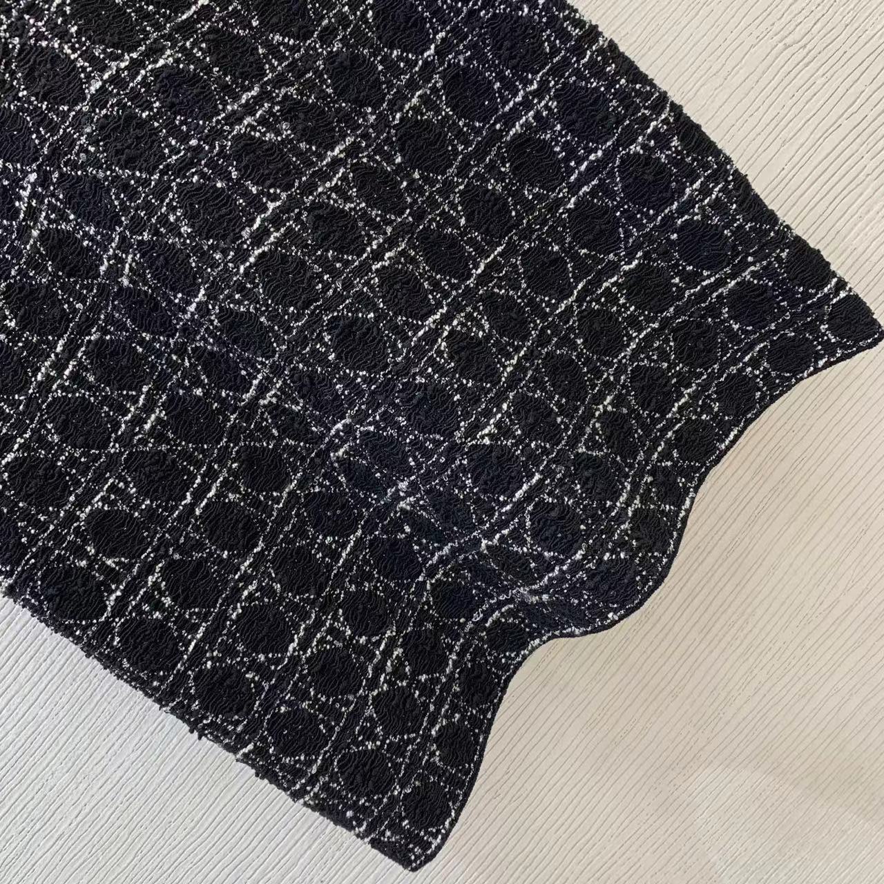 Round neck short sleeved knitted dress