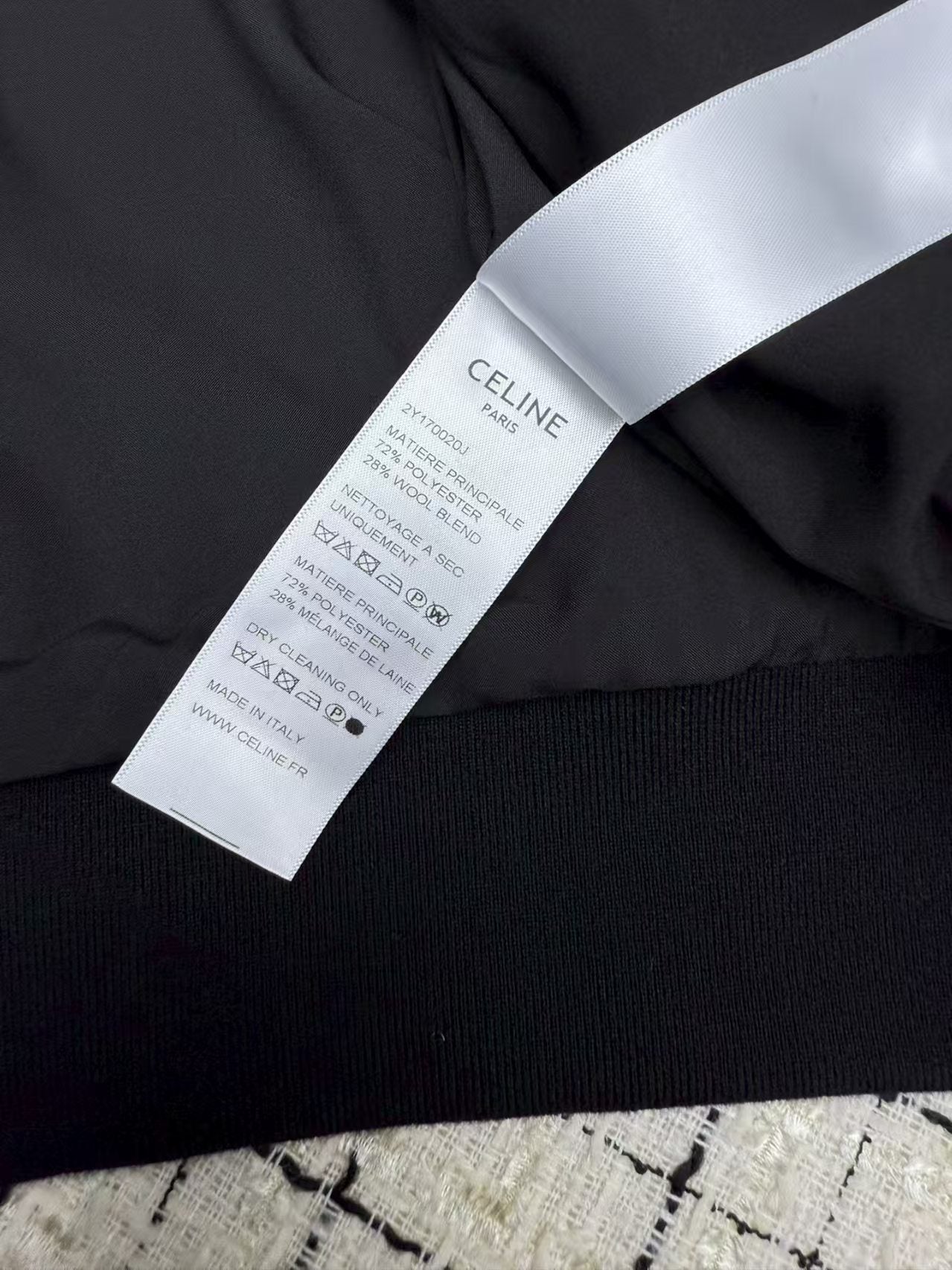 New hooded jacket for early autumn