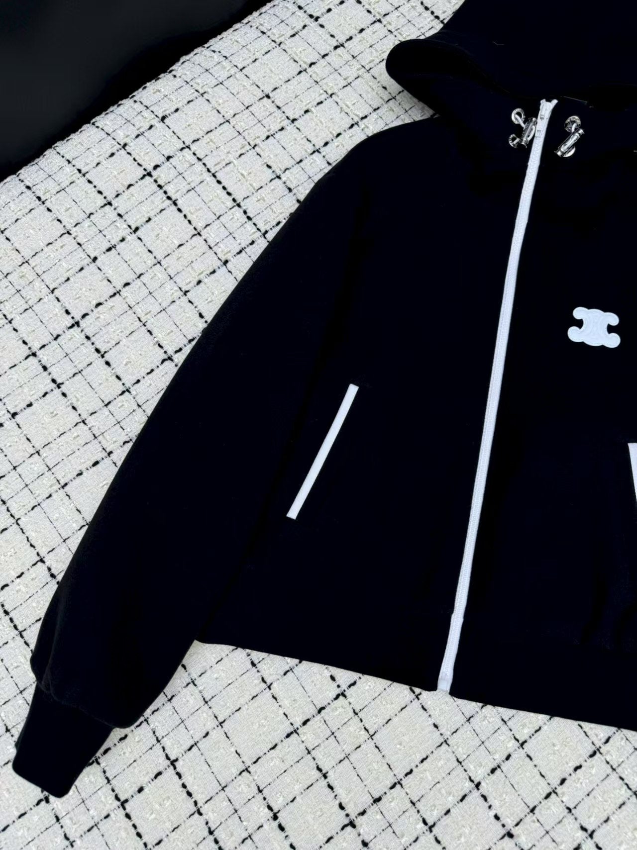New hooded jacket for early autumn