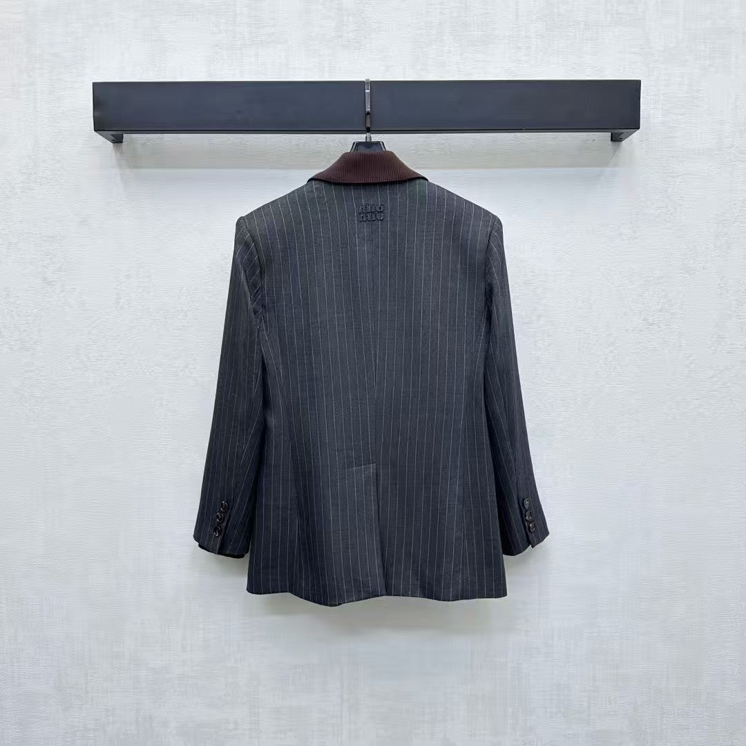 Spliced collar striped suit jacket