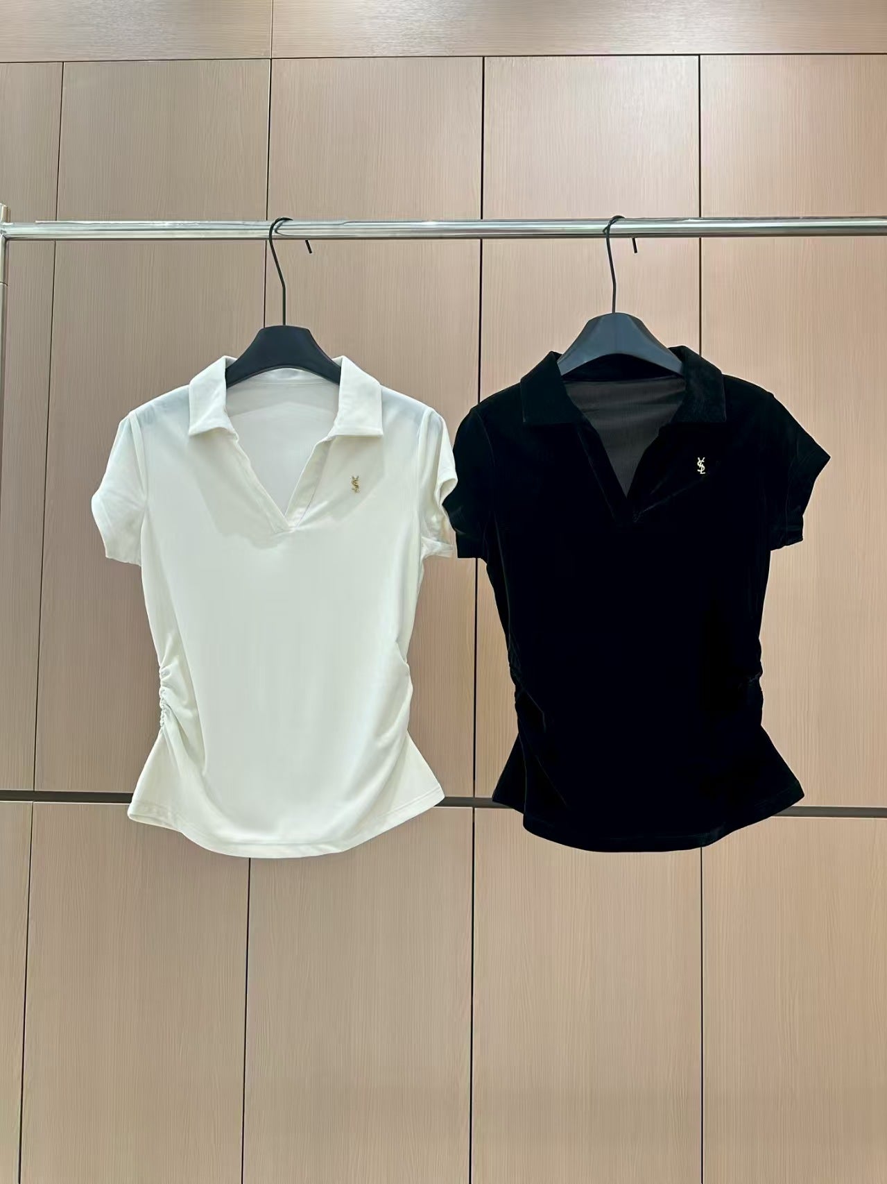 Early Autumn New Style Embroidered T-shirt