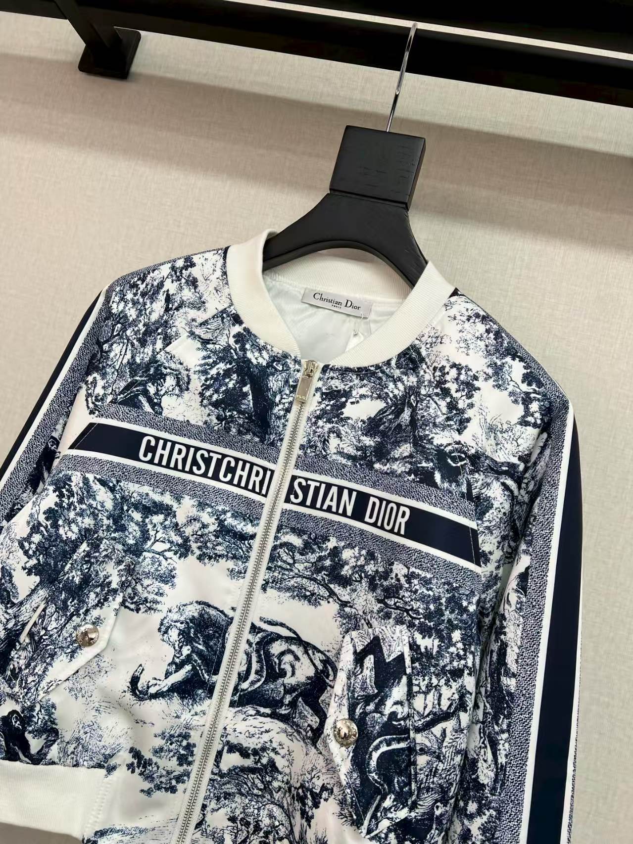 New autumn and winter baseball jacket