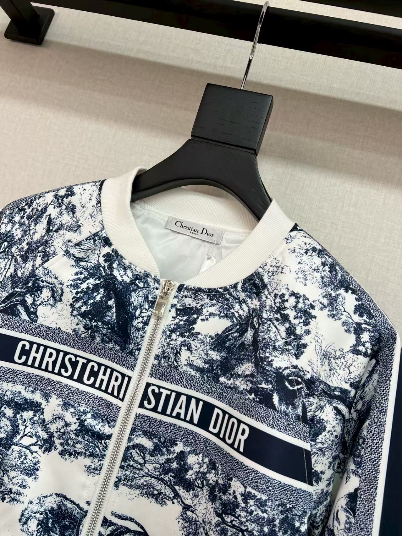 New autumn and winter baseball jacket