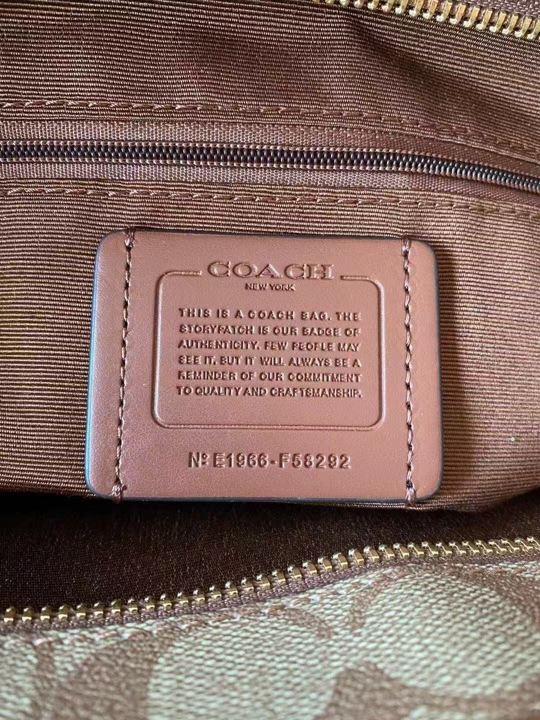 Shoulder bag, large capacity mommy bag
