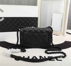 Particle embossed chain bag