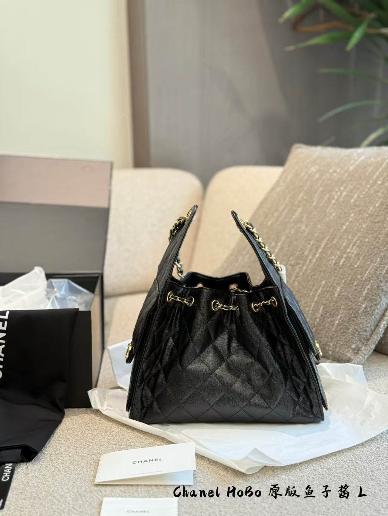 New ladies' bag