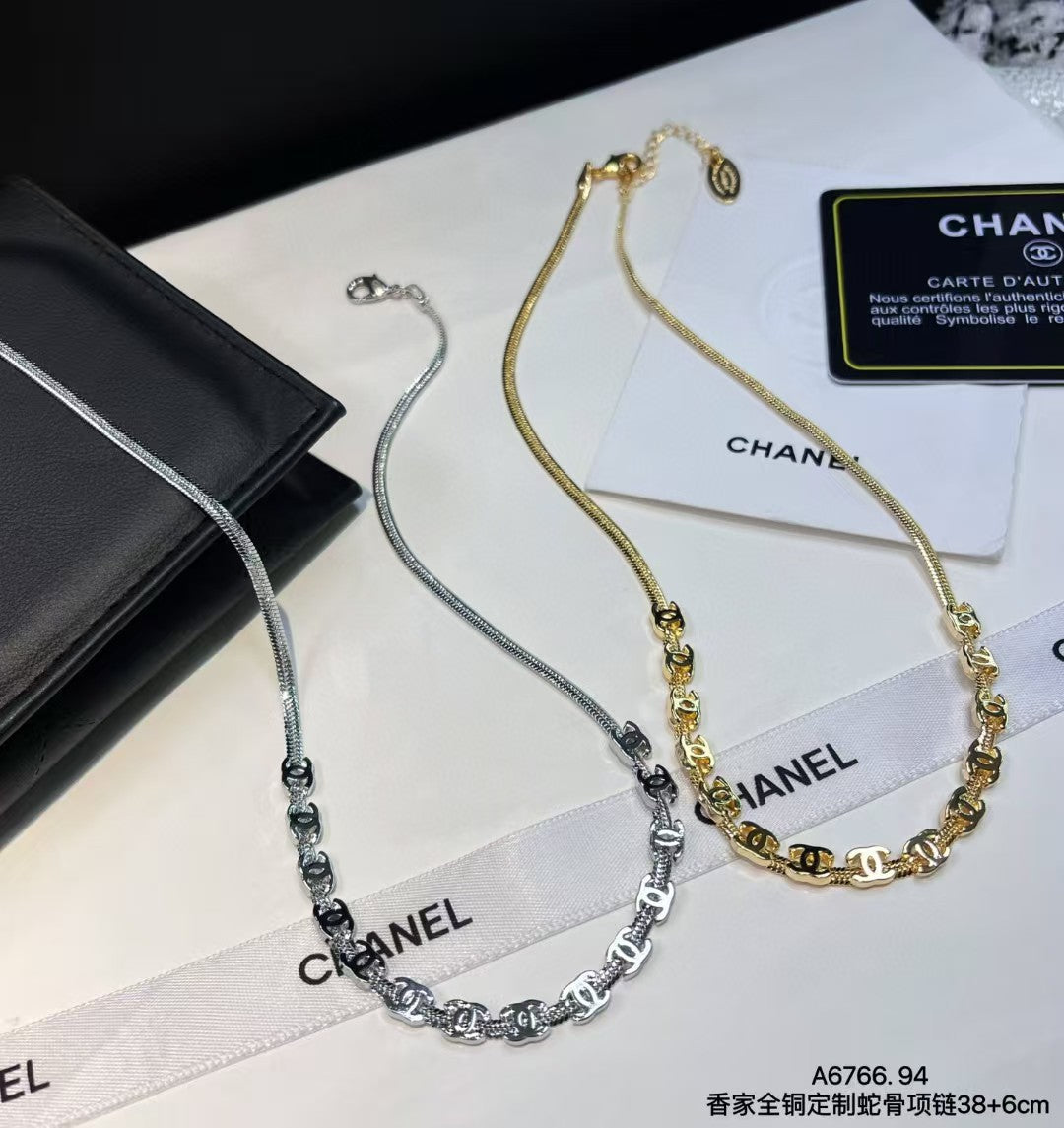 New clavicle chain