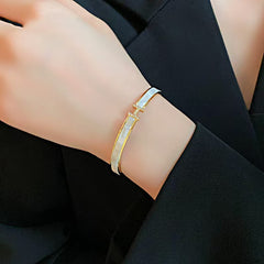 Letter opening bracelet