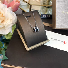 Black ceramic pendant collarbone chain