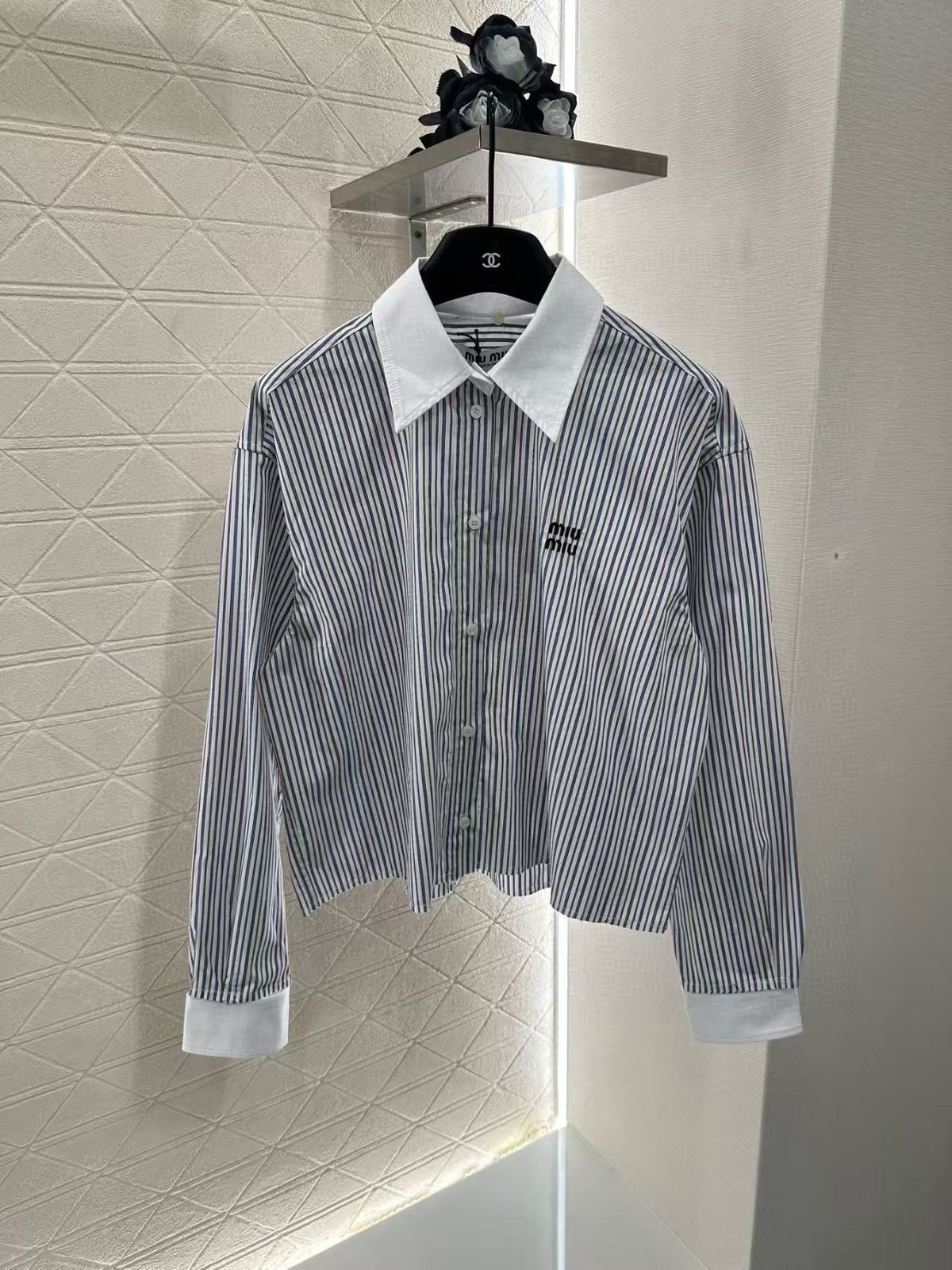 Detachable collar striped short shirt
