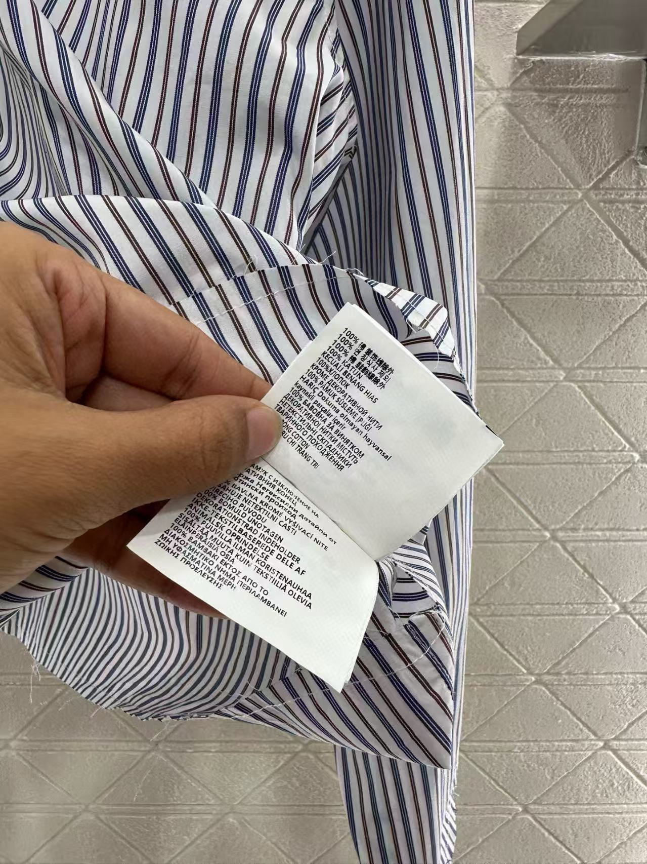 Detachable collar striped short shirt