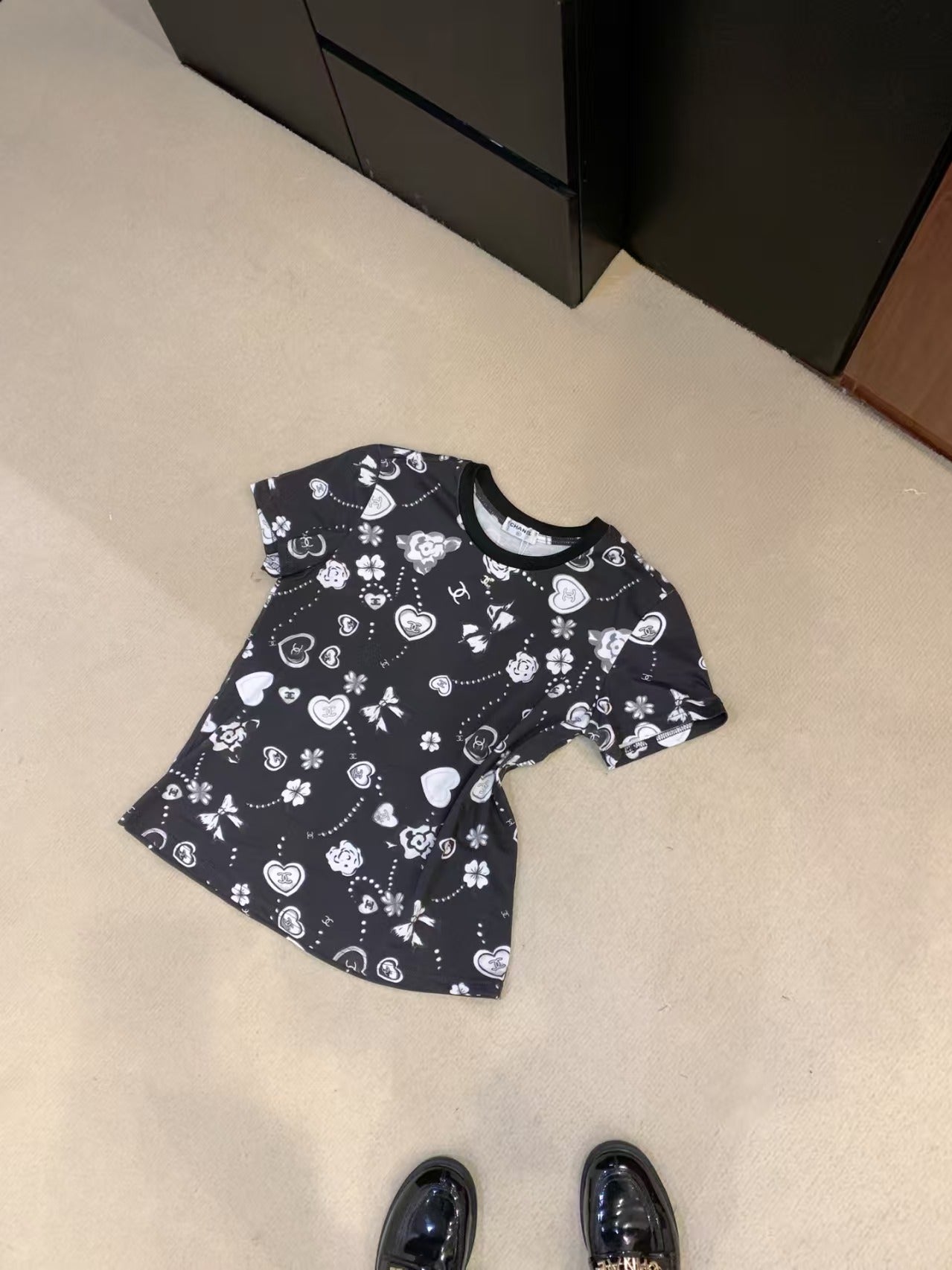 New round neck short shirt
