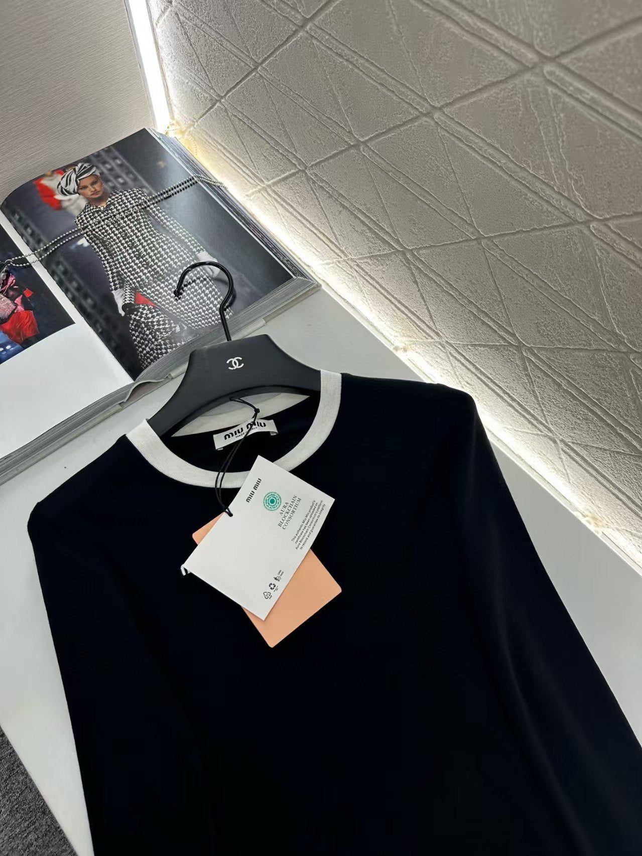 New letter base shirt