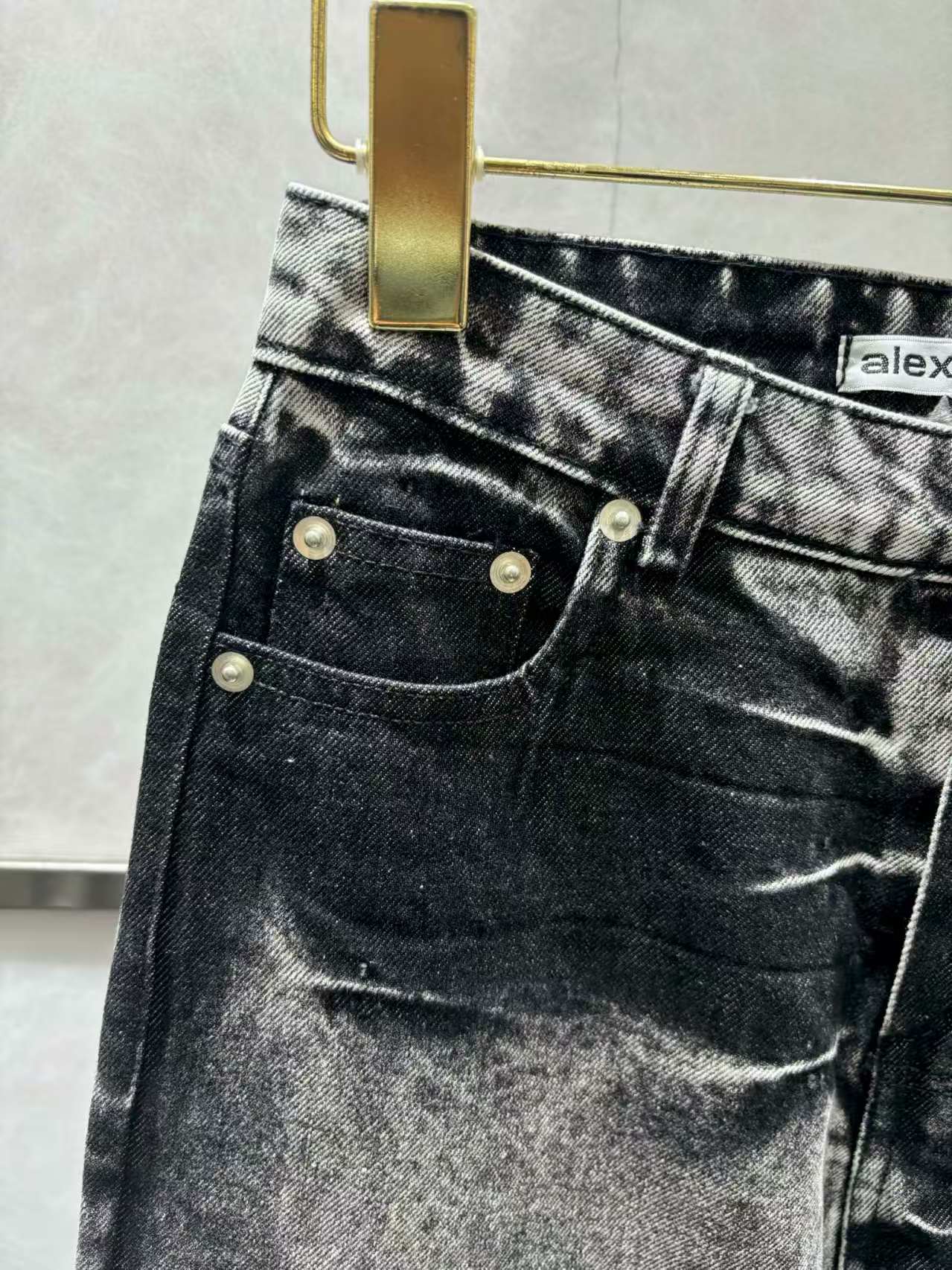 Washing stone straight leg jeans