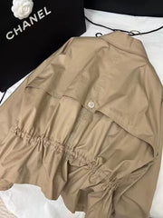 Drawstring windbreaker jacket