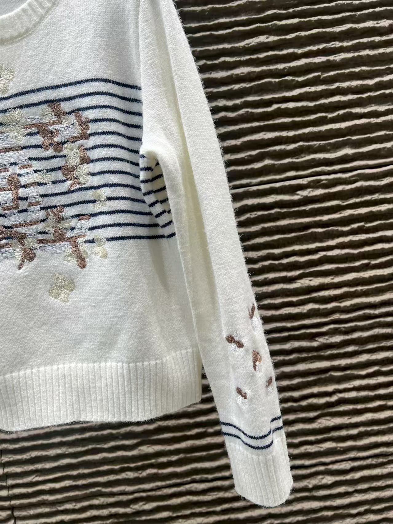New Knitted Shirt