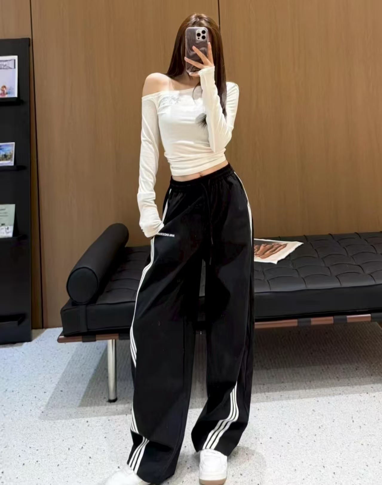 Leisure sports pants