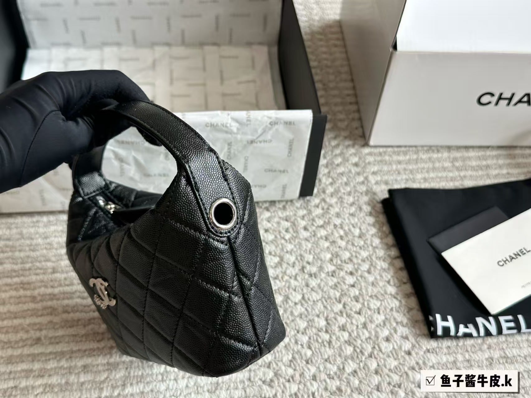 Classic chain lunch box bag