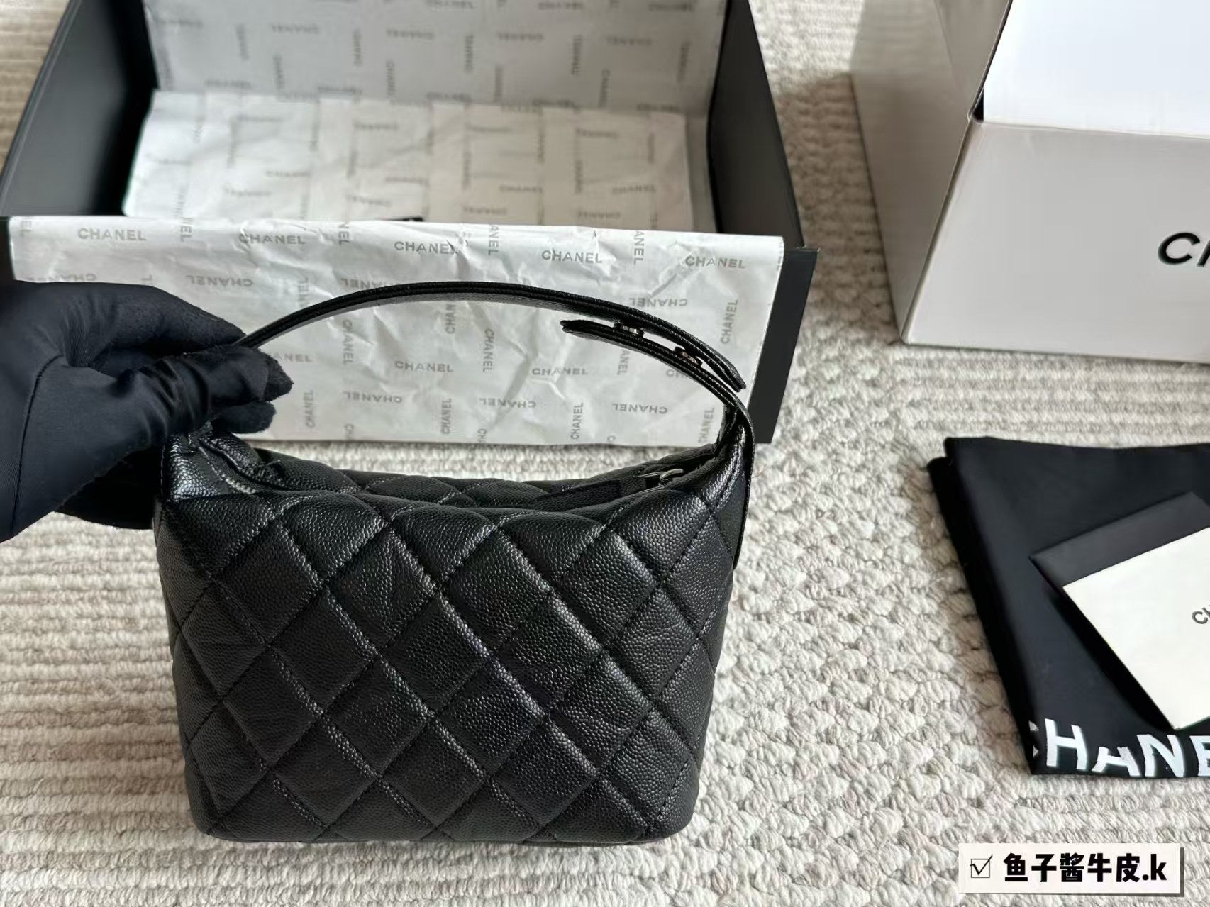 Classic chain lunch box bag