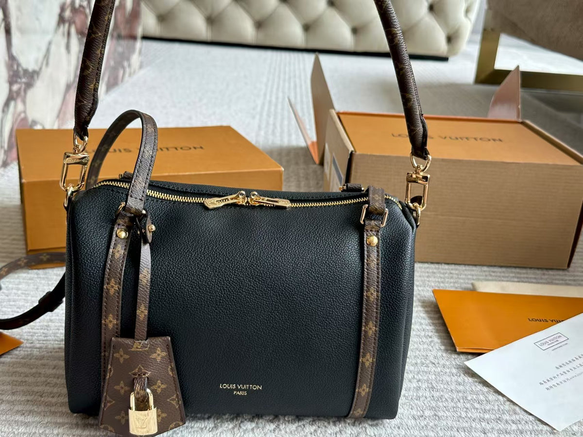 New retro bag