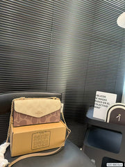 Envelope chain package