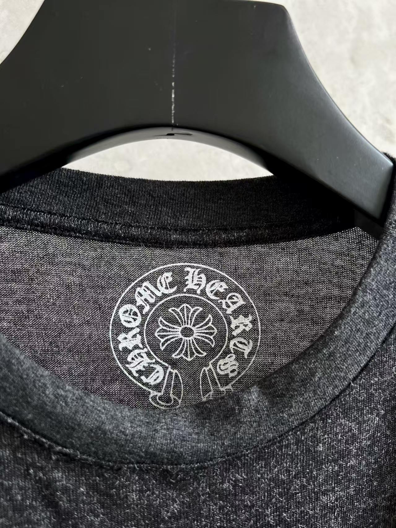 Early autumn base shirt with long sleeves