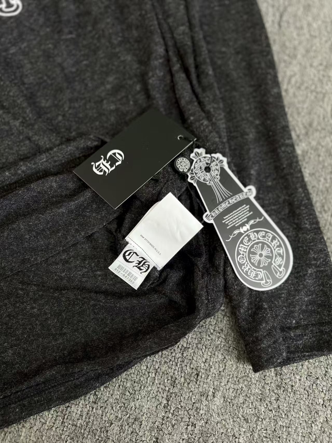 Early autumn base shirt with long sleeves