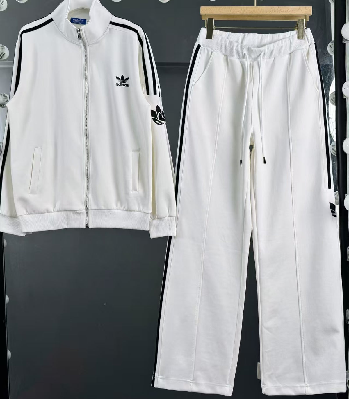 Sweatshirt casual suit