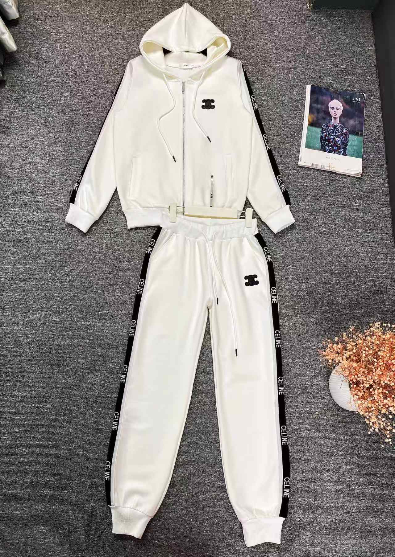 Sweatshirt casual suit 1