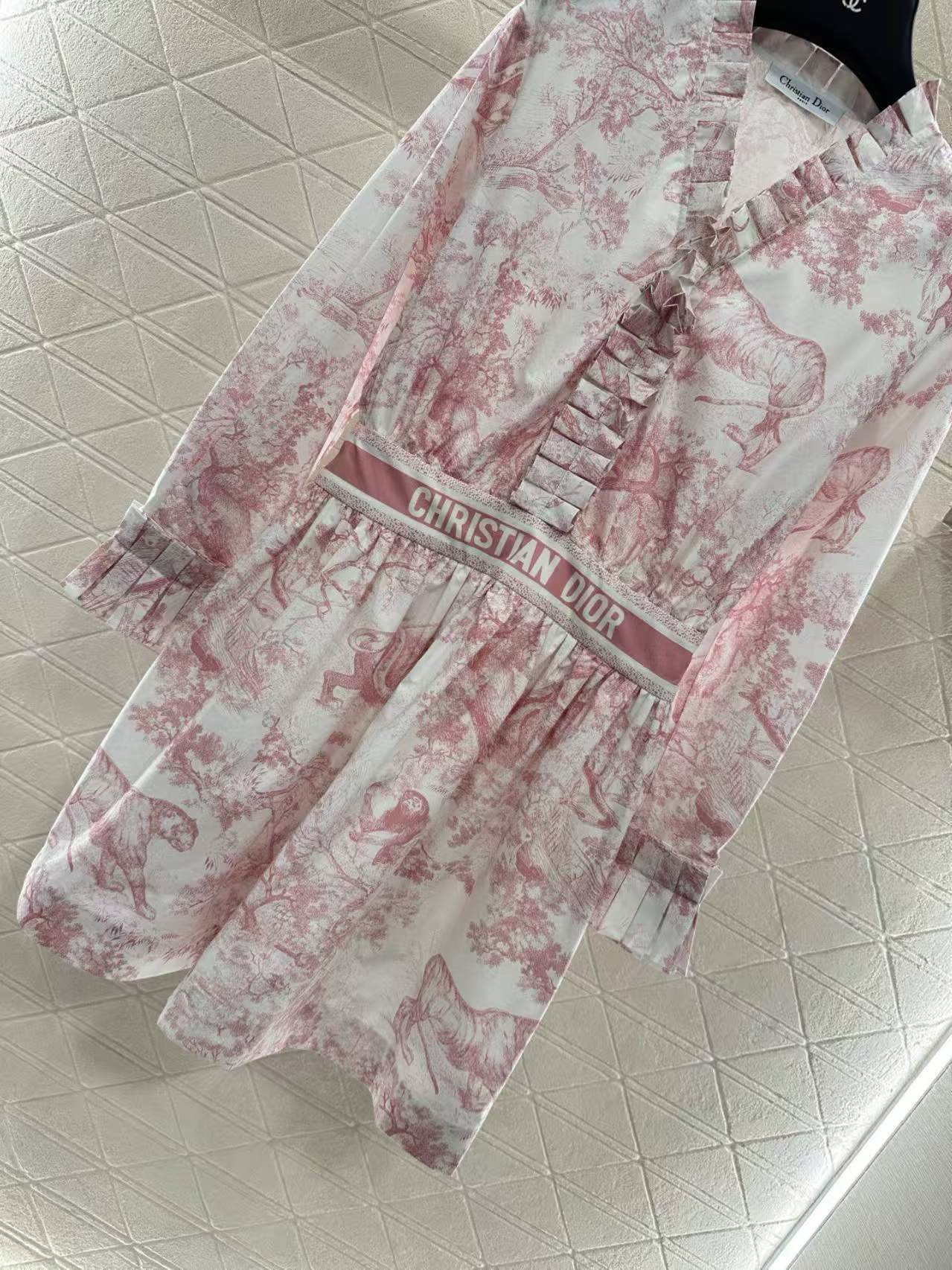 Pleated lace printed dress