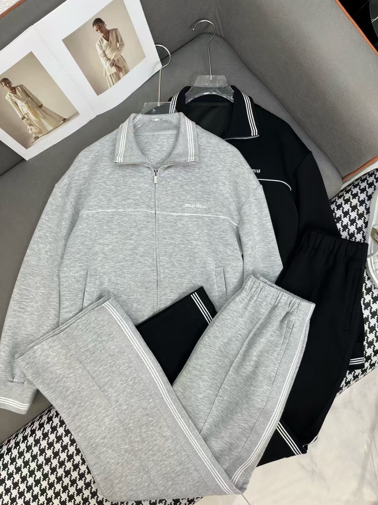 New jacket jacket ➕ Wide leg pants set