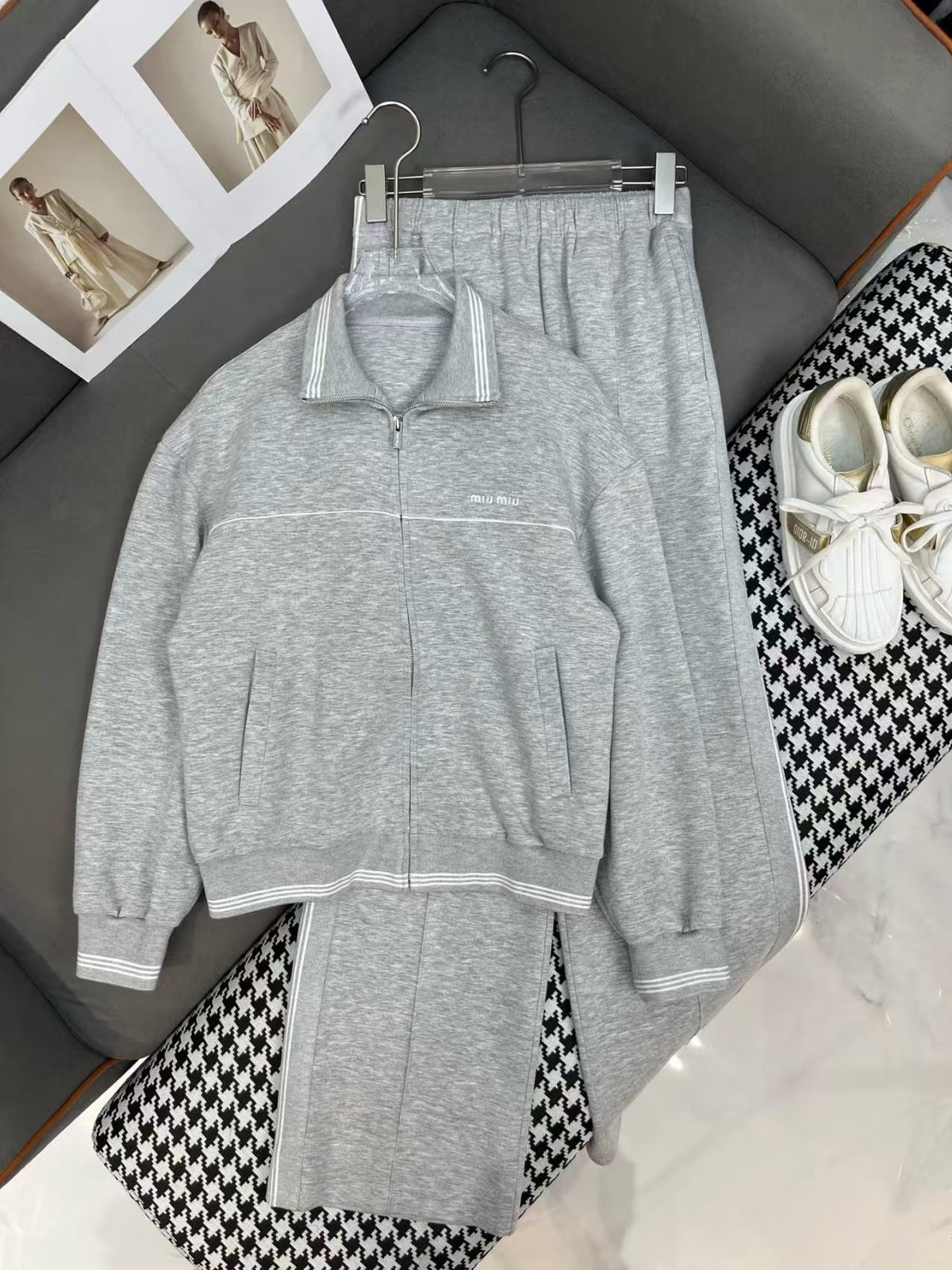 New jacket jacket ➕ Wide leg pants set