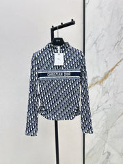The latest printed mesh base shirt for early autumn