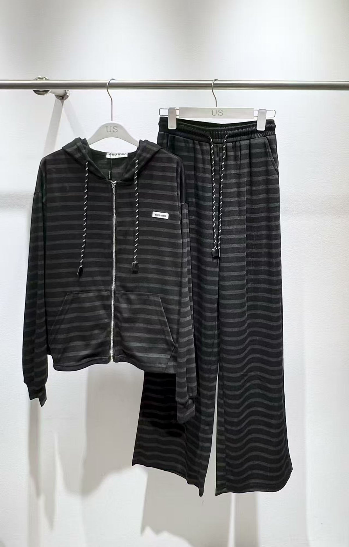 New striped zipper hooded jacket+pants set