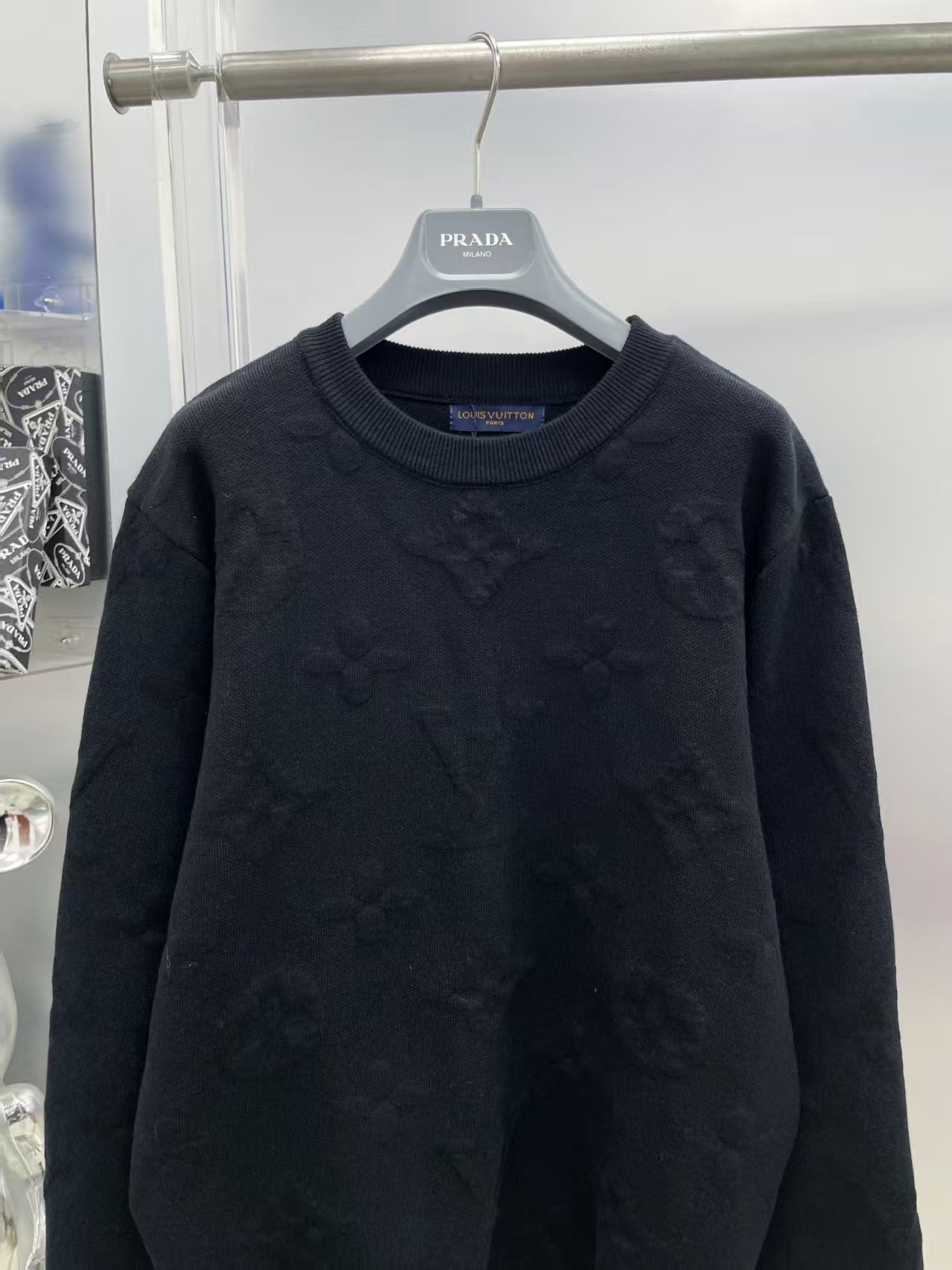 New letter long sleeved sweater 2