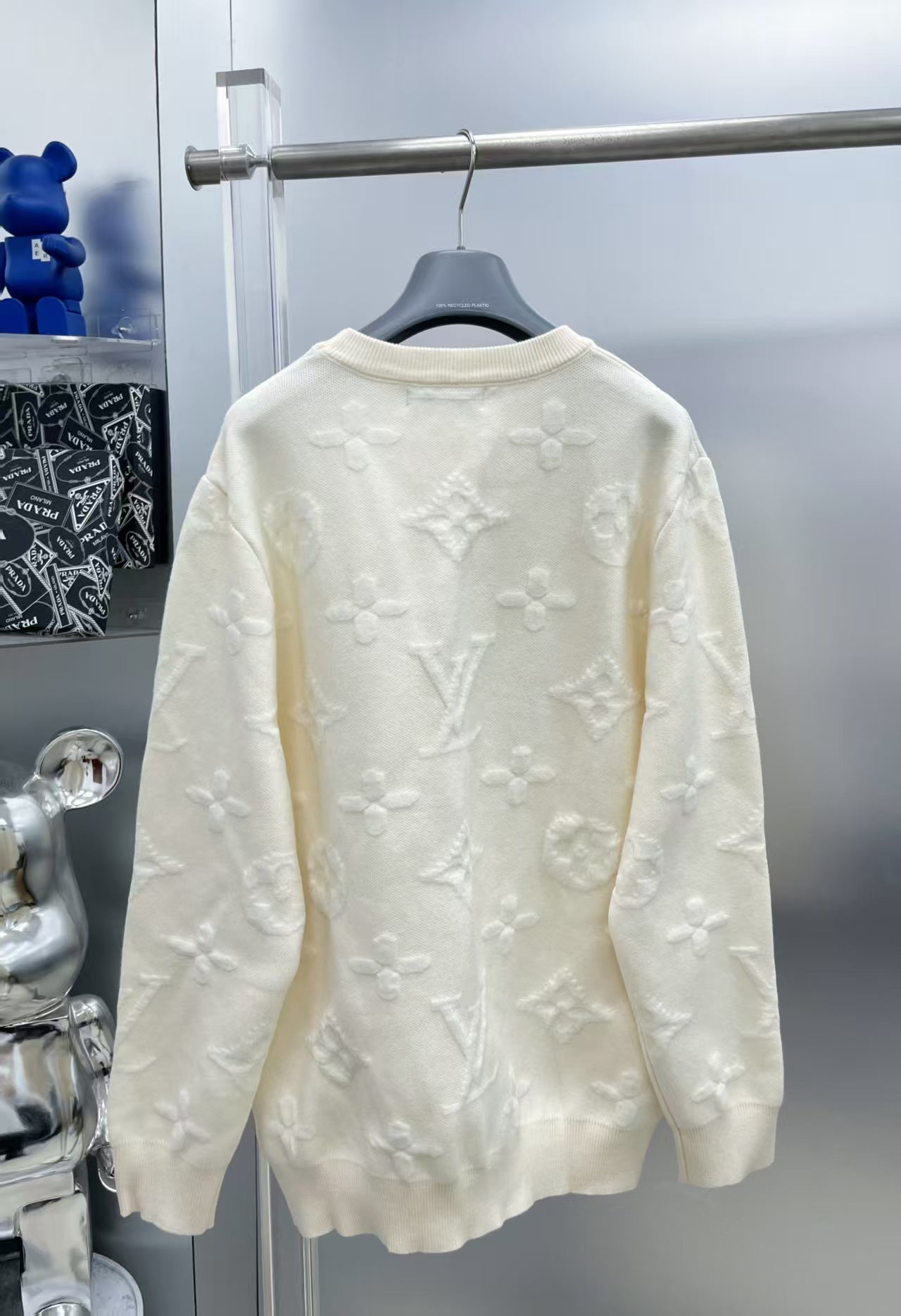 New letter long sleeved sweater 2