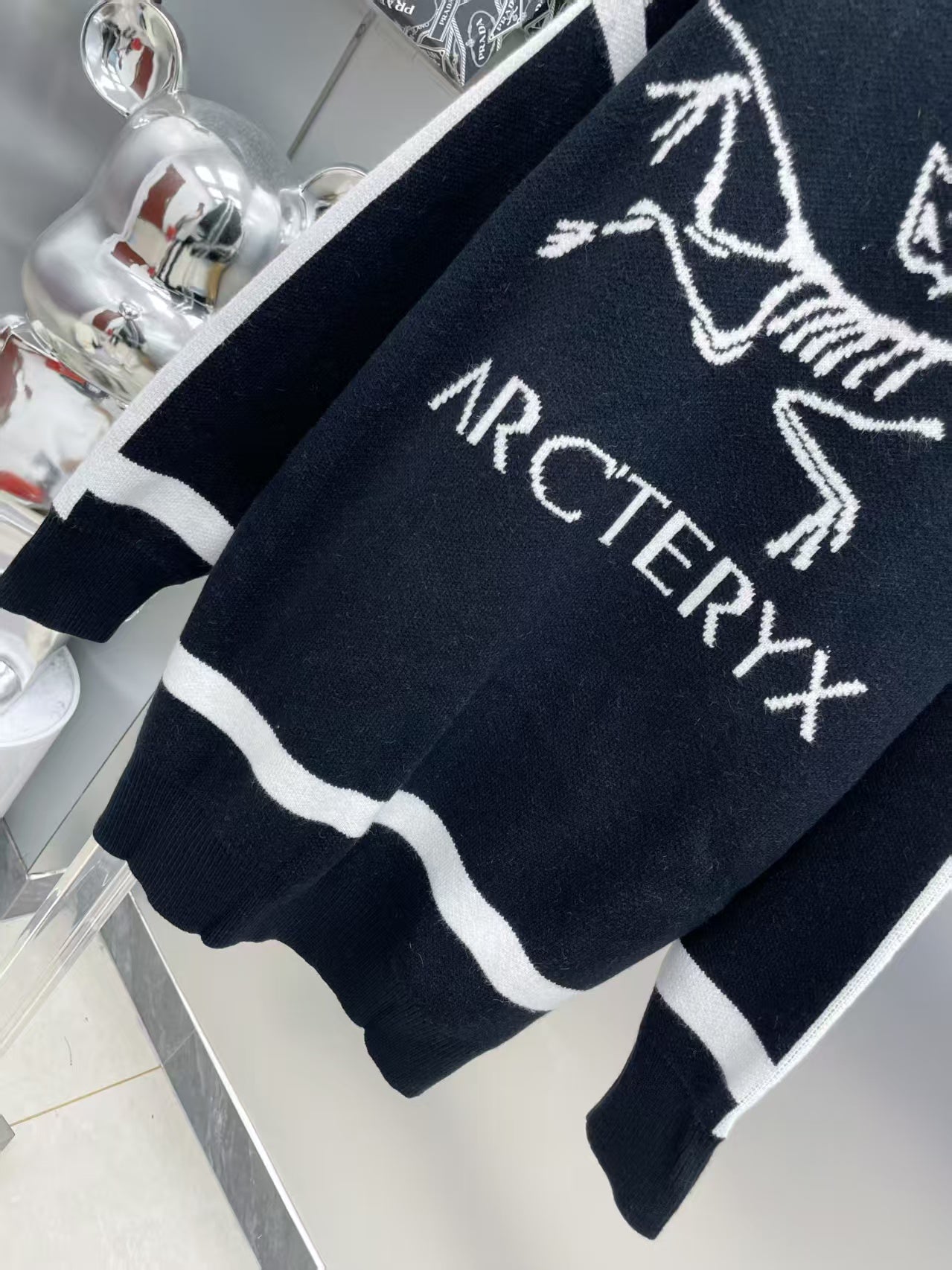 New letter long sleeved sweater 1