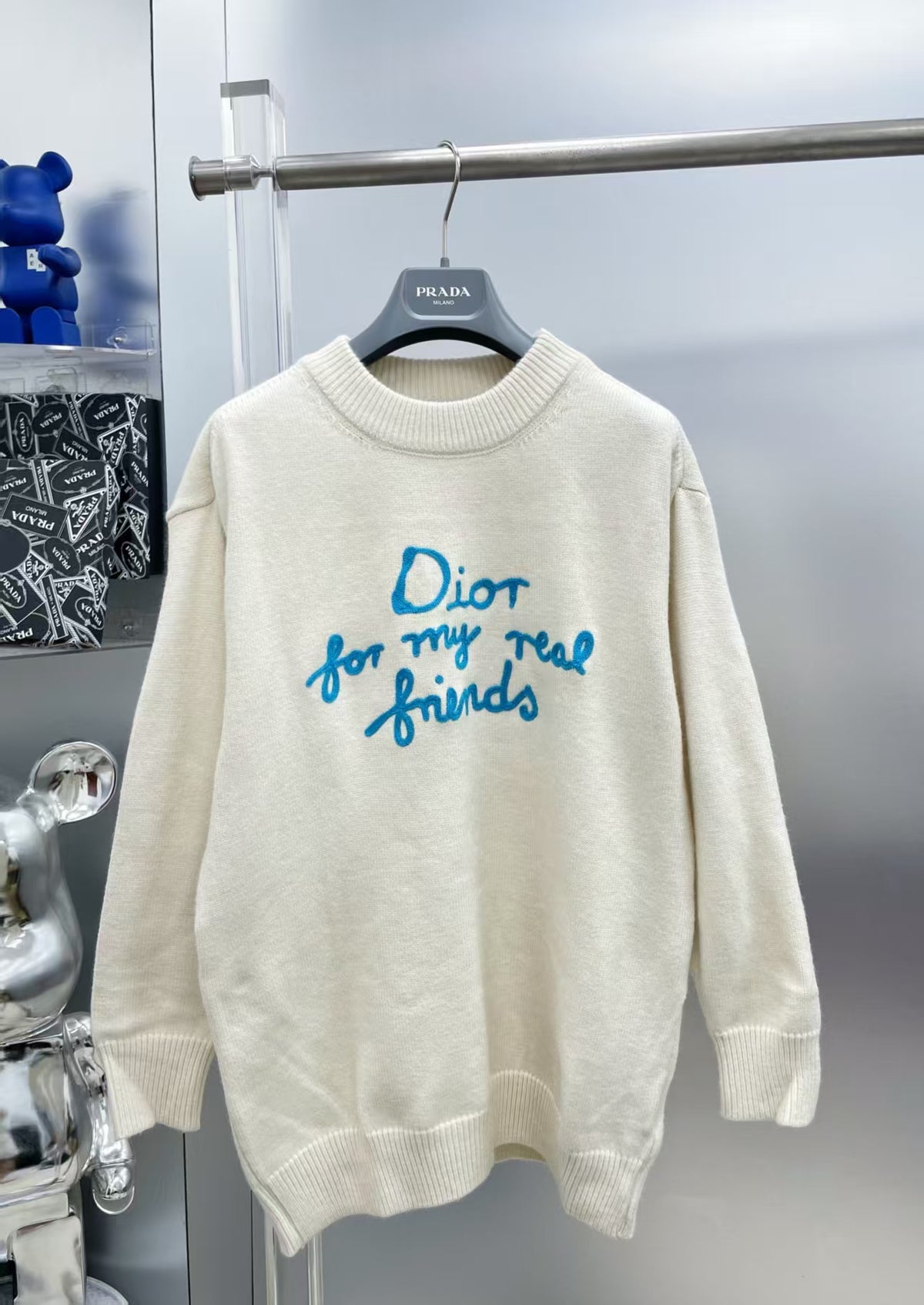 New letter long sleeved sweater