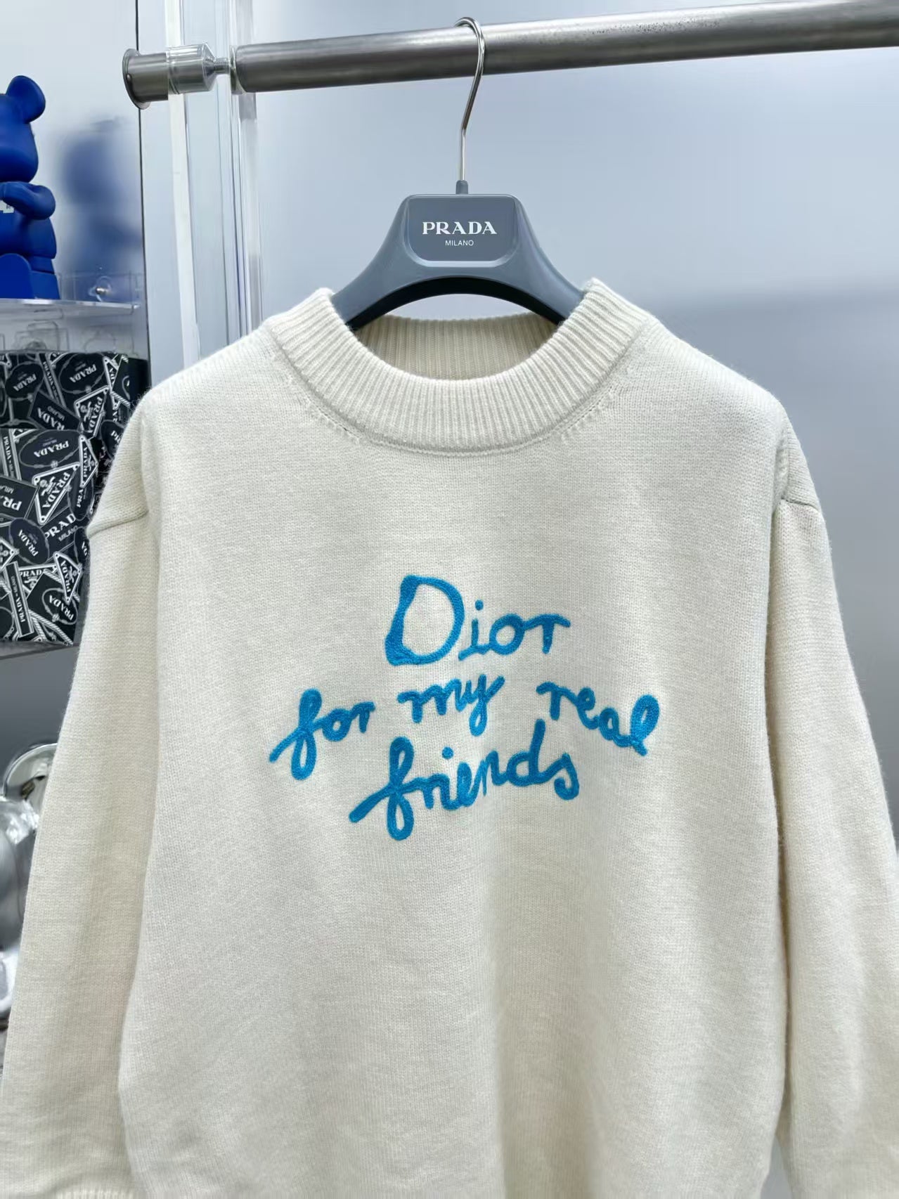 New letter long sleeved sweater