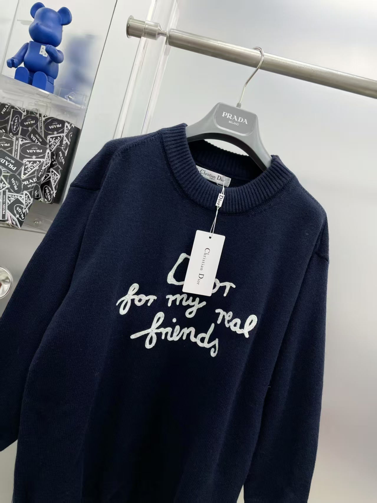 New letter long sleeved sweater