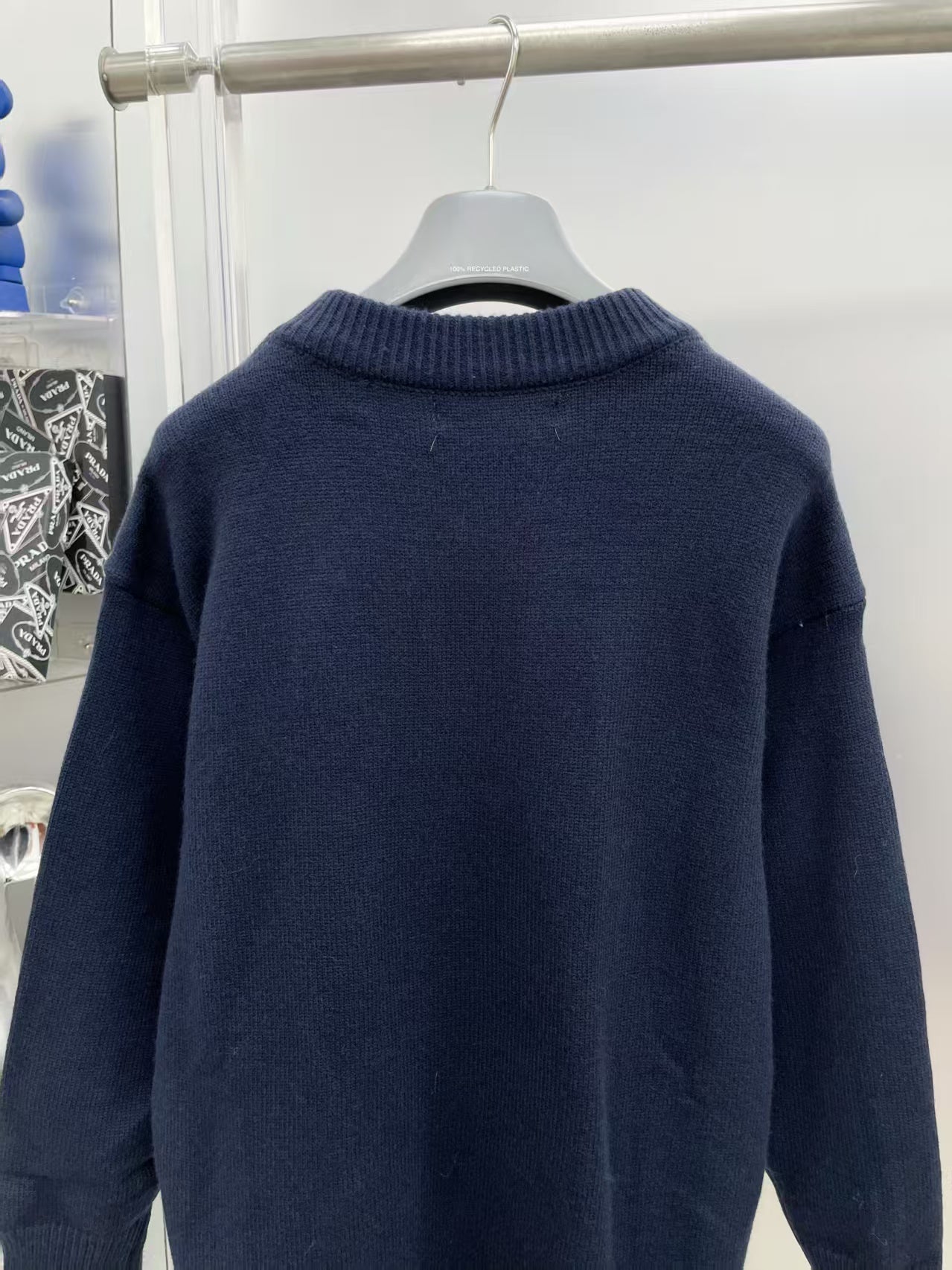 New letter long sleeved sweater