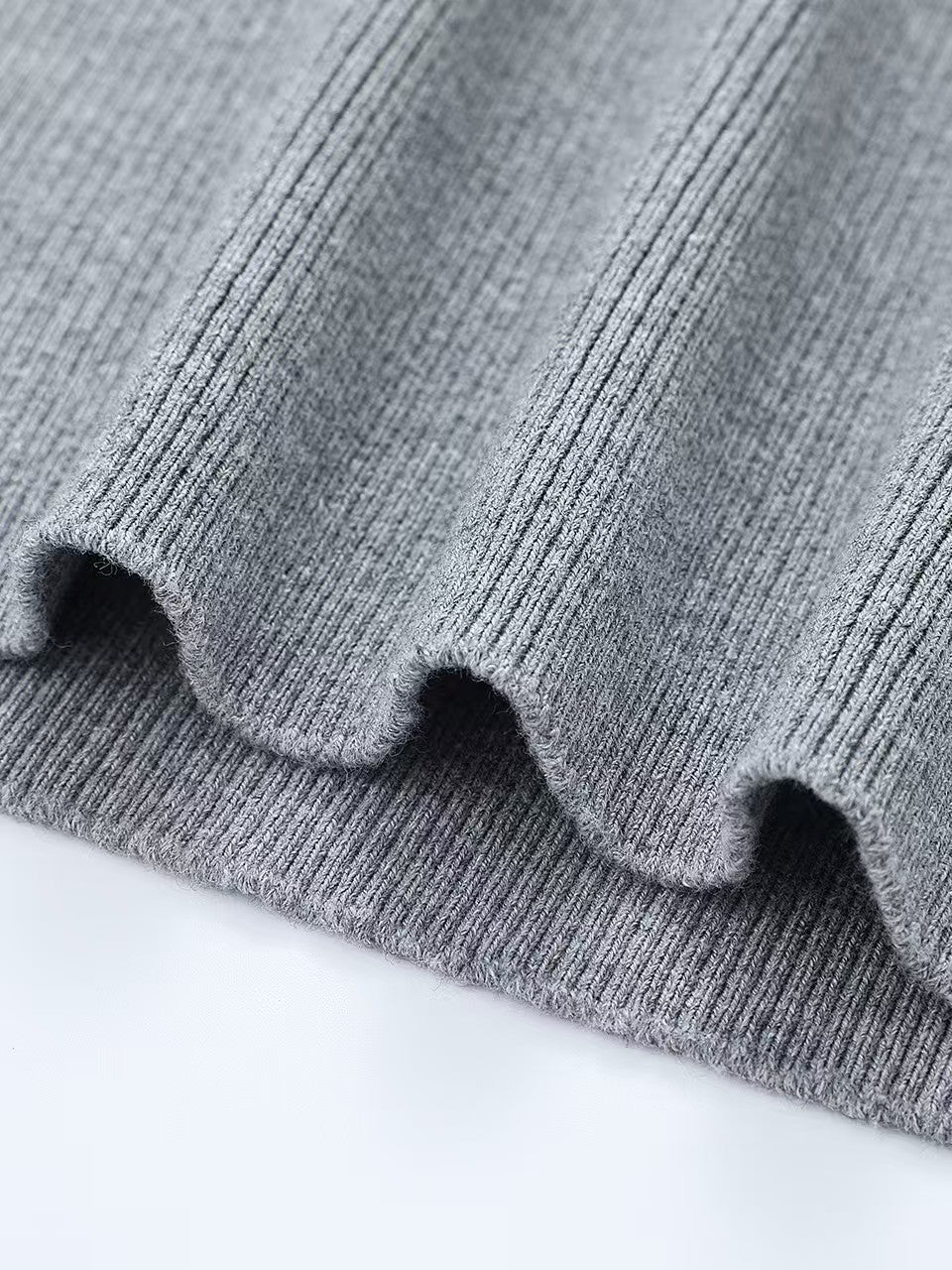 Ribbed letter jacquard logo vest