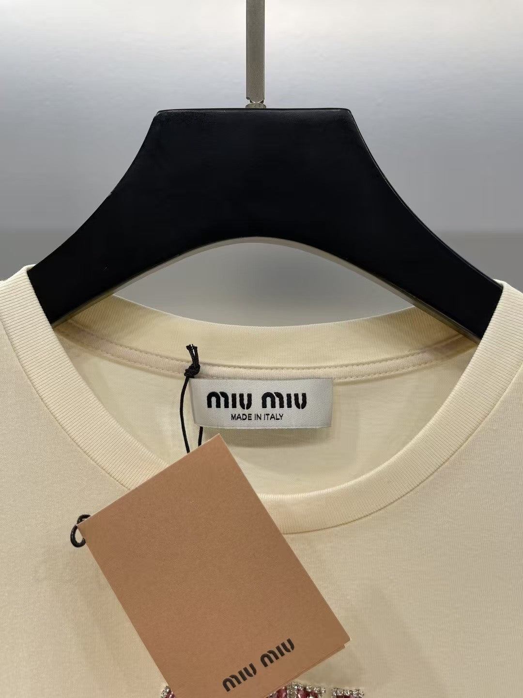 Pink rhinestone letter round neck T-shirt