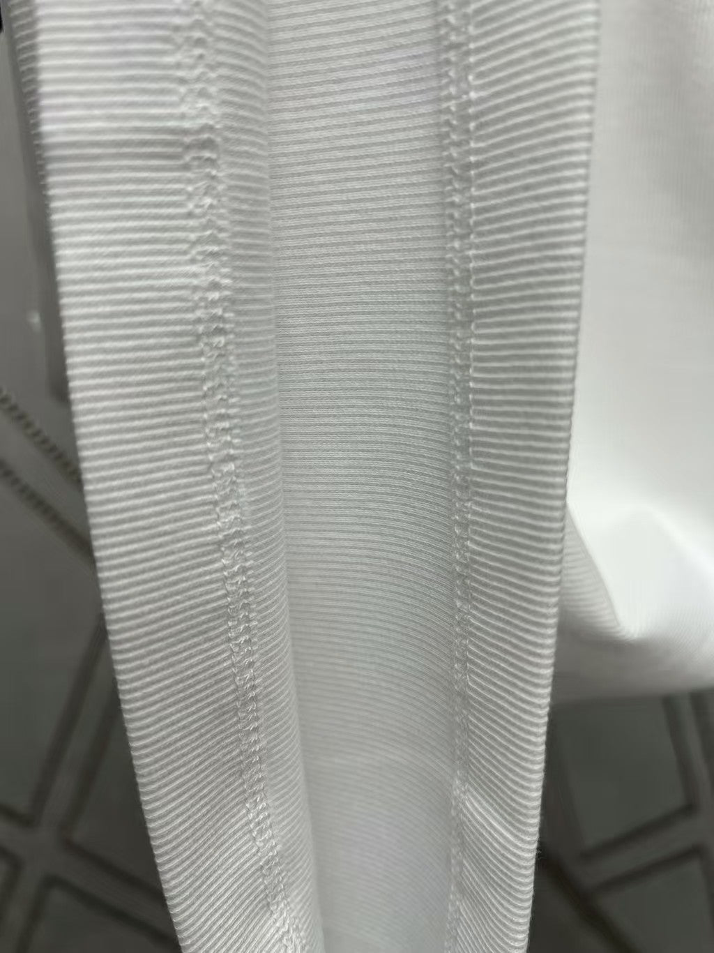 Classic chest pattern versatile vest