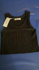 knitted vest