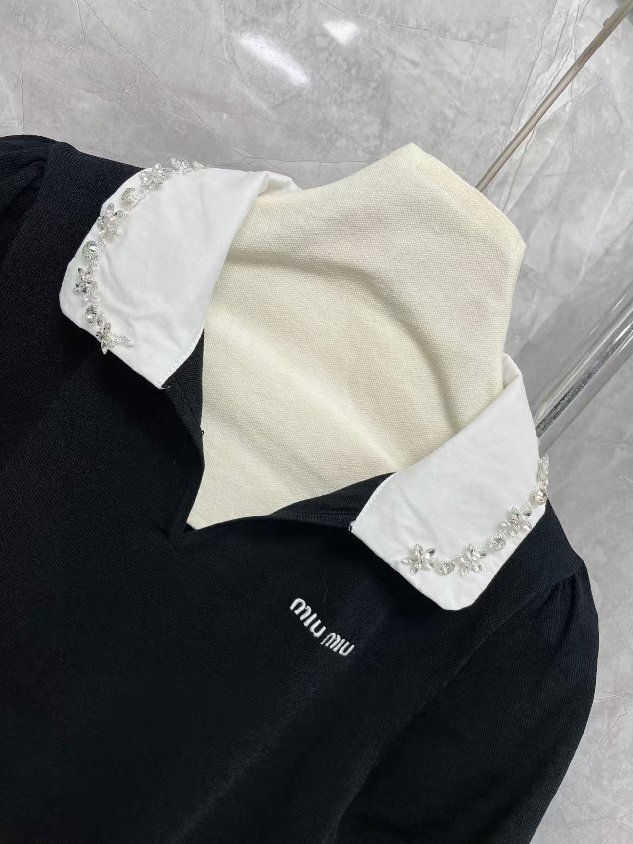 Letter lapel short sleeved shirt